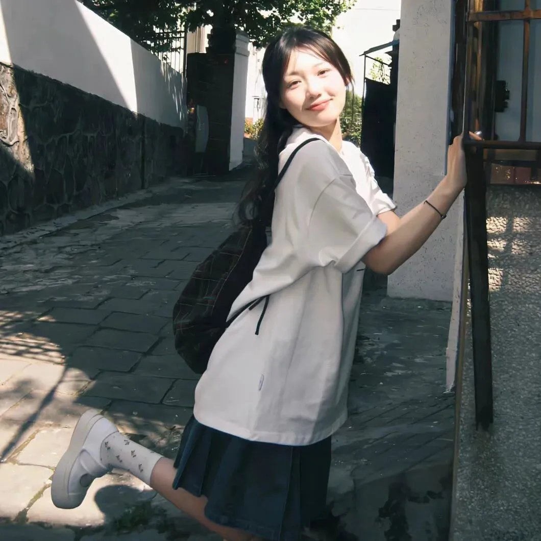 三条黑暗的街道